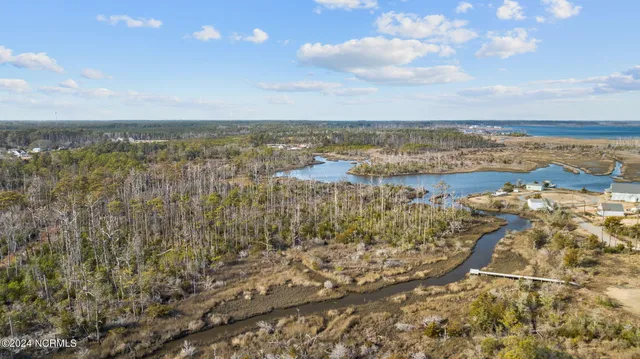 $425,000 | 165 Goose Pond Road, Marshallberg, NC 28553