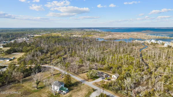 $350,000 | 165 Goose Pond Road, Marshallberg, NC 28553