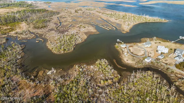 $425,000 | 165 Goose Pond Road, Marshallberg, NC 28553