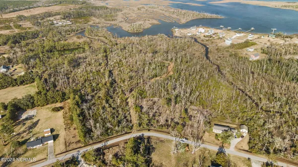 $350,000 | 165 Goose Pond Road, Marshallberg, NC 28553