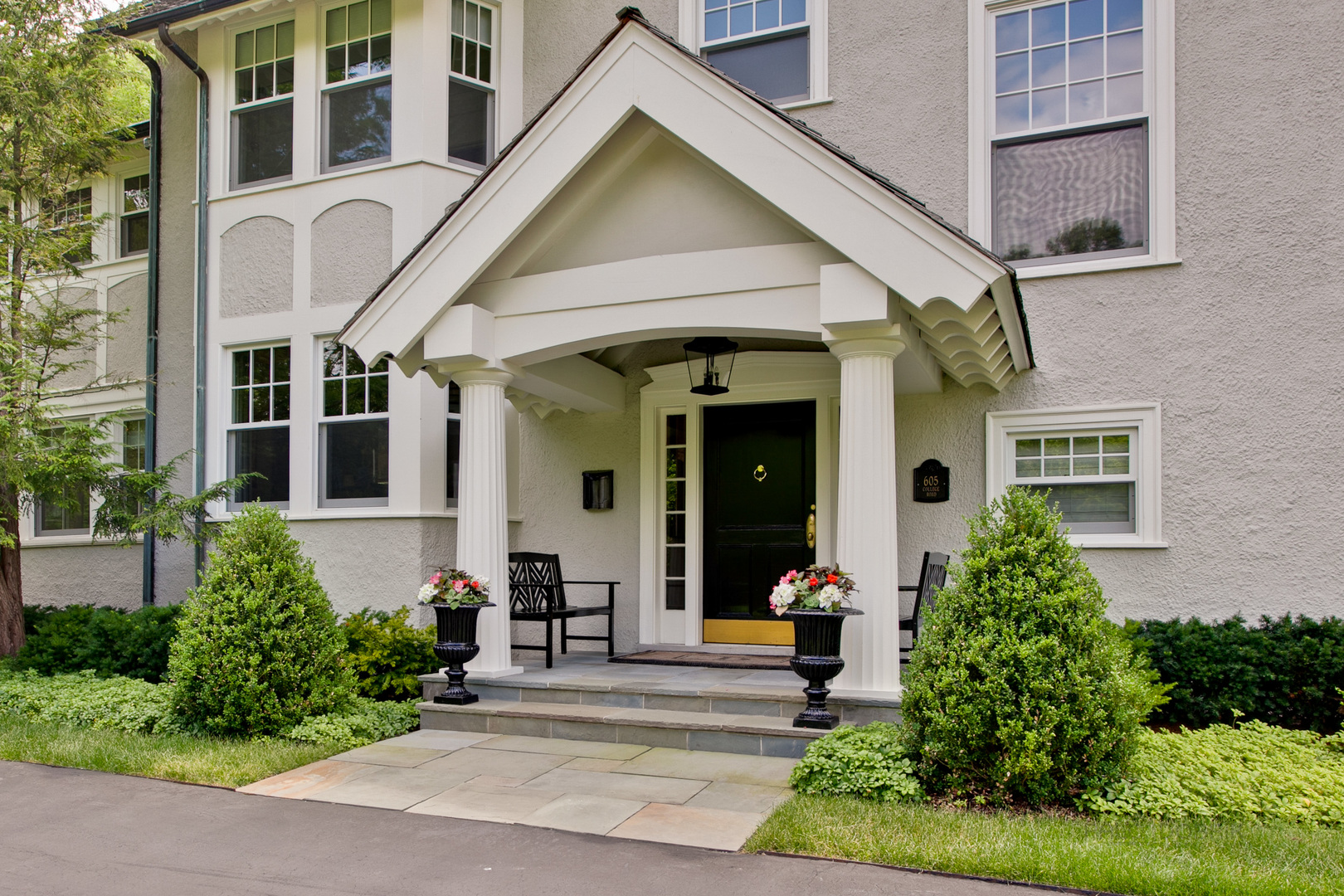 605 College Road Lake Forest, IL 60045 - Photo 2 of 25
