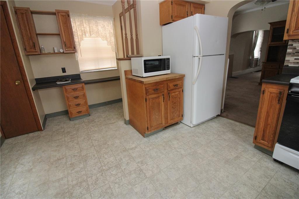 657 Pennsylvania Avenue Rochester, PA 15074 - Photo 8 of 21 Gallery Image 8