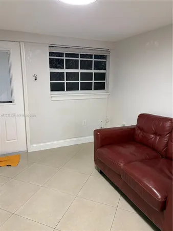 $1,400 | 11956 Southwest 209th Street, Miami, FL 33177