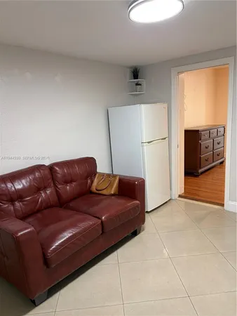 $1,400 | 11956 Southwest 209th Street, Miami, FL 33177