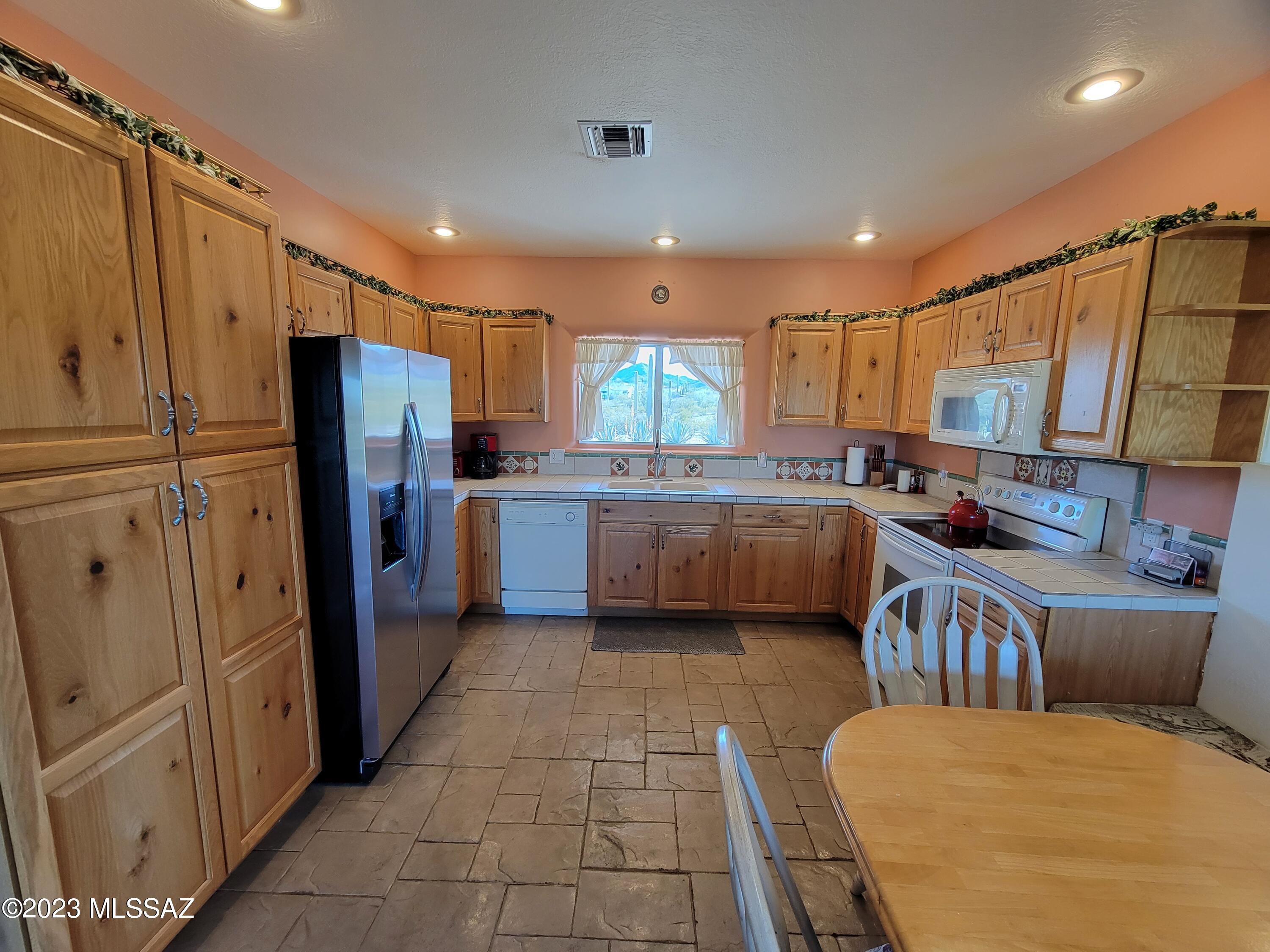 1360 West Briggs Road Ajo, AZ 85321 - Photo 3 of 39 Gallery Image 3