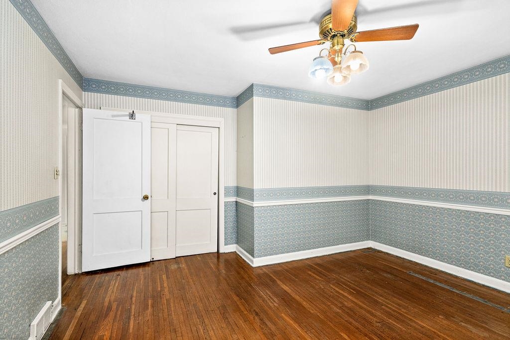 4931 Wyoming Street Duluth, MN 55804 - Photo 14 of 31