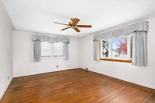 $249,900 | 4931 Wyoming Street, Duluth, MN 55804