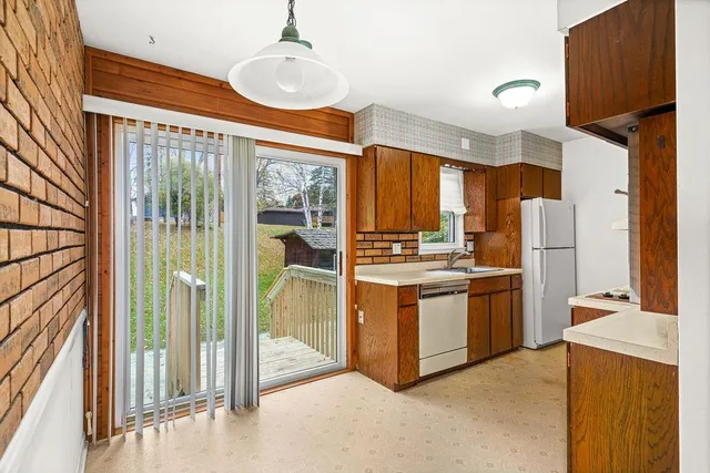 $249,900 | 4931 Wyoming Street, Duluth, MN 55804