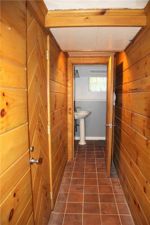 121 Woodland Road Woonsocket, RI 02895 - Photo 43 of 50