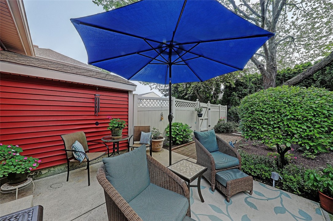 176 Bailey Street Woonsocket, RI 02895 - Photo 29 of 42