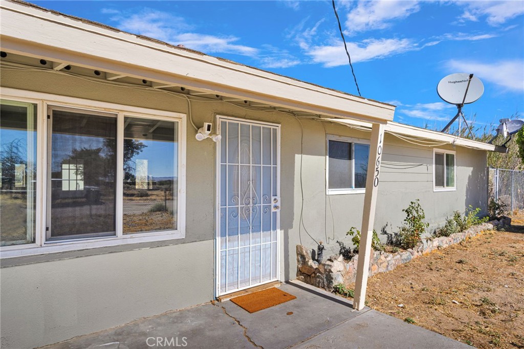 10650 Trade Post Road Lucerne Valley, CA 92356 - Photo 6 of 48