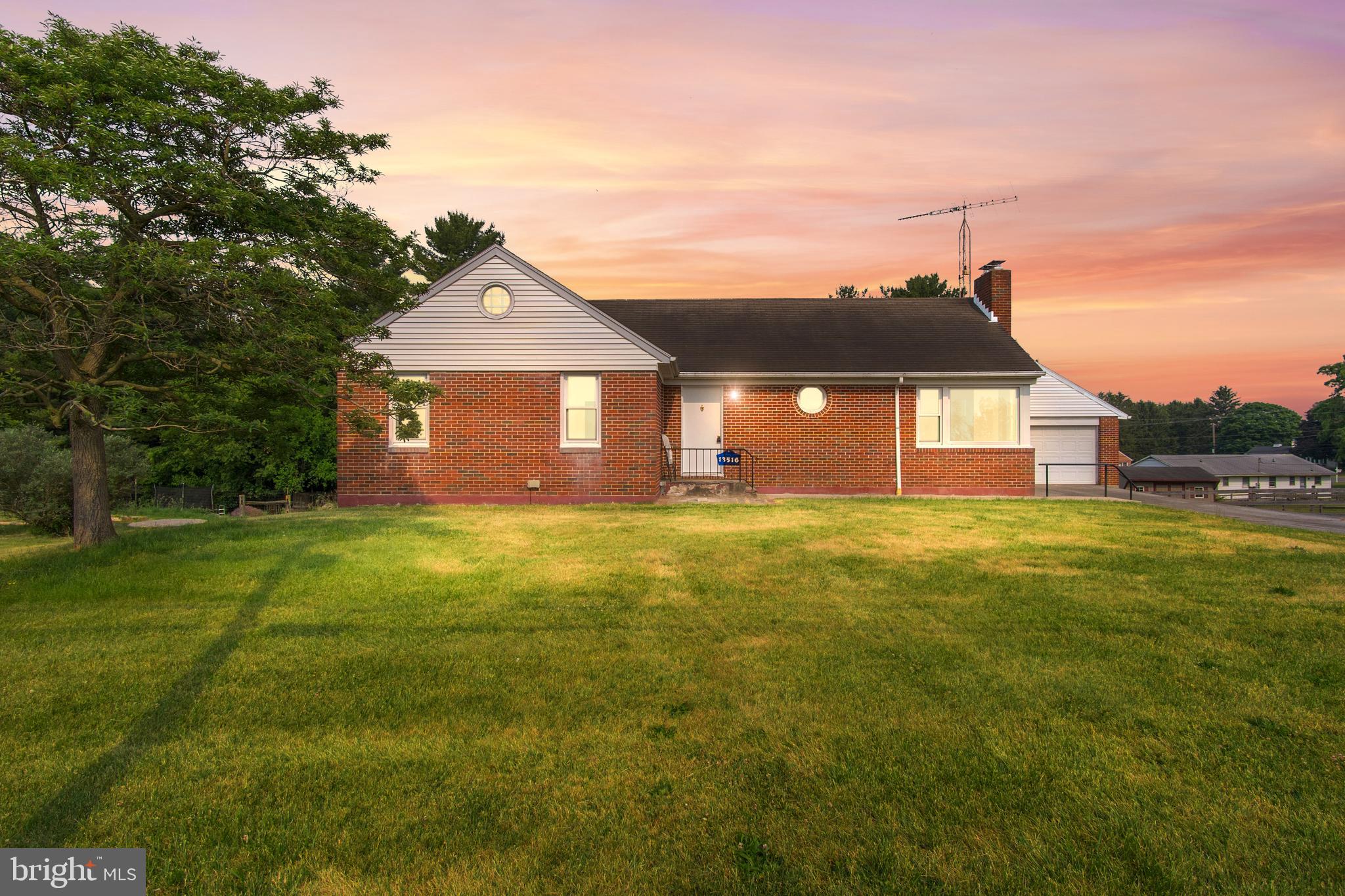 13516 Herman Myers Road Hagerstown, MD 21742 - Photo 5 of 35 Gallery Image 5