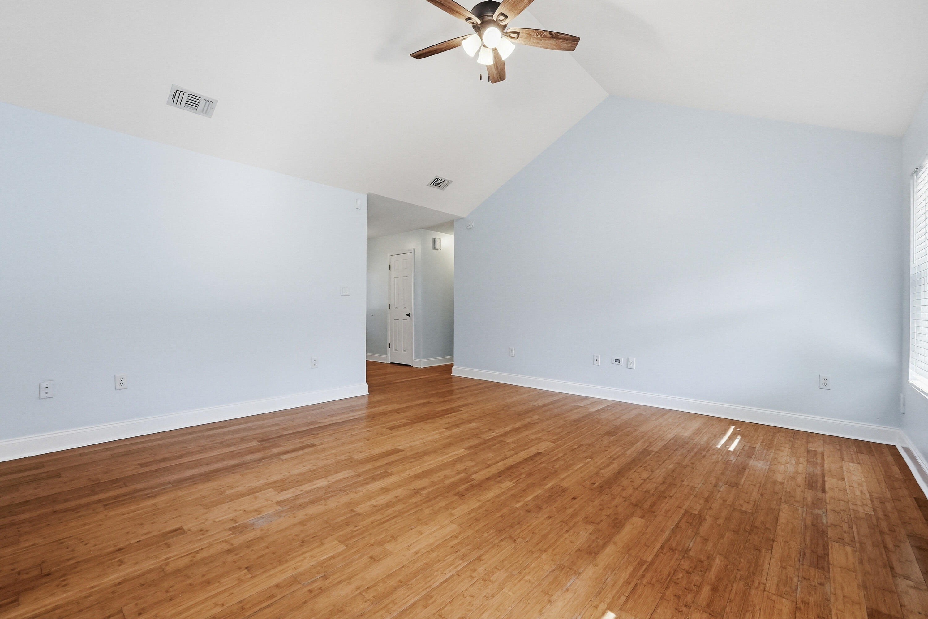103 Point Comfort Road Mary Esther, FL 32569 - Photo 12 of 55 103 point comfort rd-17