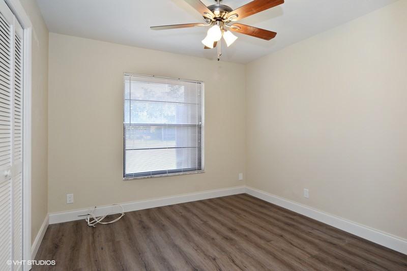 100 Gate Road, Unit 363 Hollywood, FL 33024 - Photo 12 of 18 13_100GateRd63_18_Bedroom_FlexMLS800x600