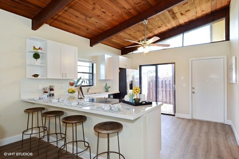05_100GateRd63_5_Kitchen_FlexMLS800x600_