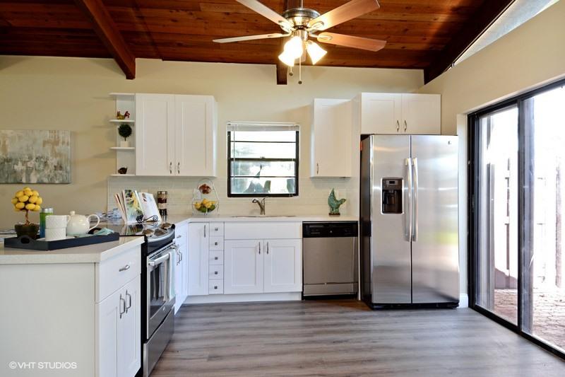 06_100GateRd63_177_Kitchen_FlexMLS800x60