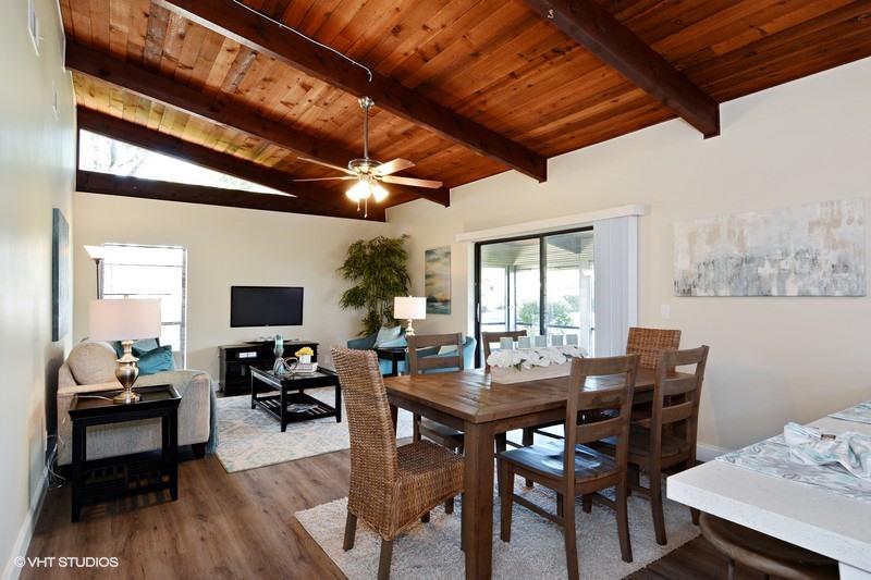 100 Gate Road, Unit 363 Hollywood, FL 33024 - Photo 8 of 18 09_100GateRd63_2_DiningRoom_FlexMLS800x6