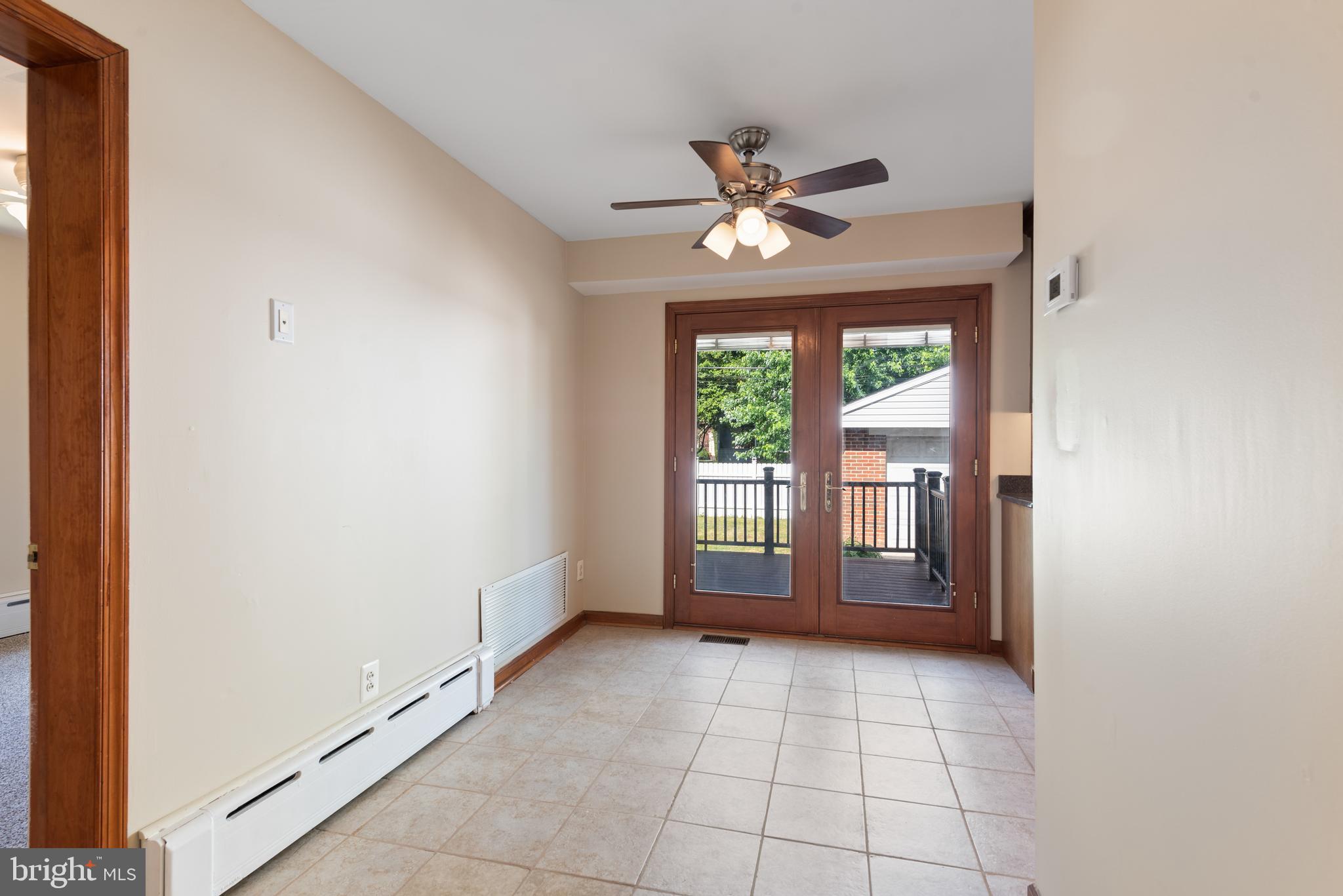 6312 South Orchard Road Linthicum Heights, MD 21090 - Photo 16 of 39 Eat in kitchen area