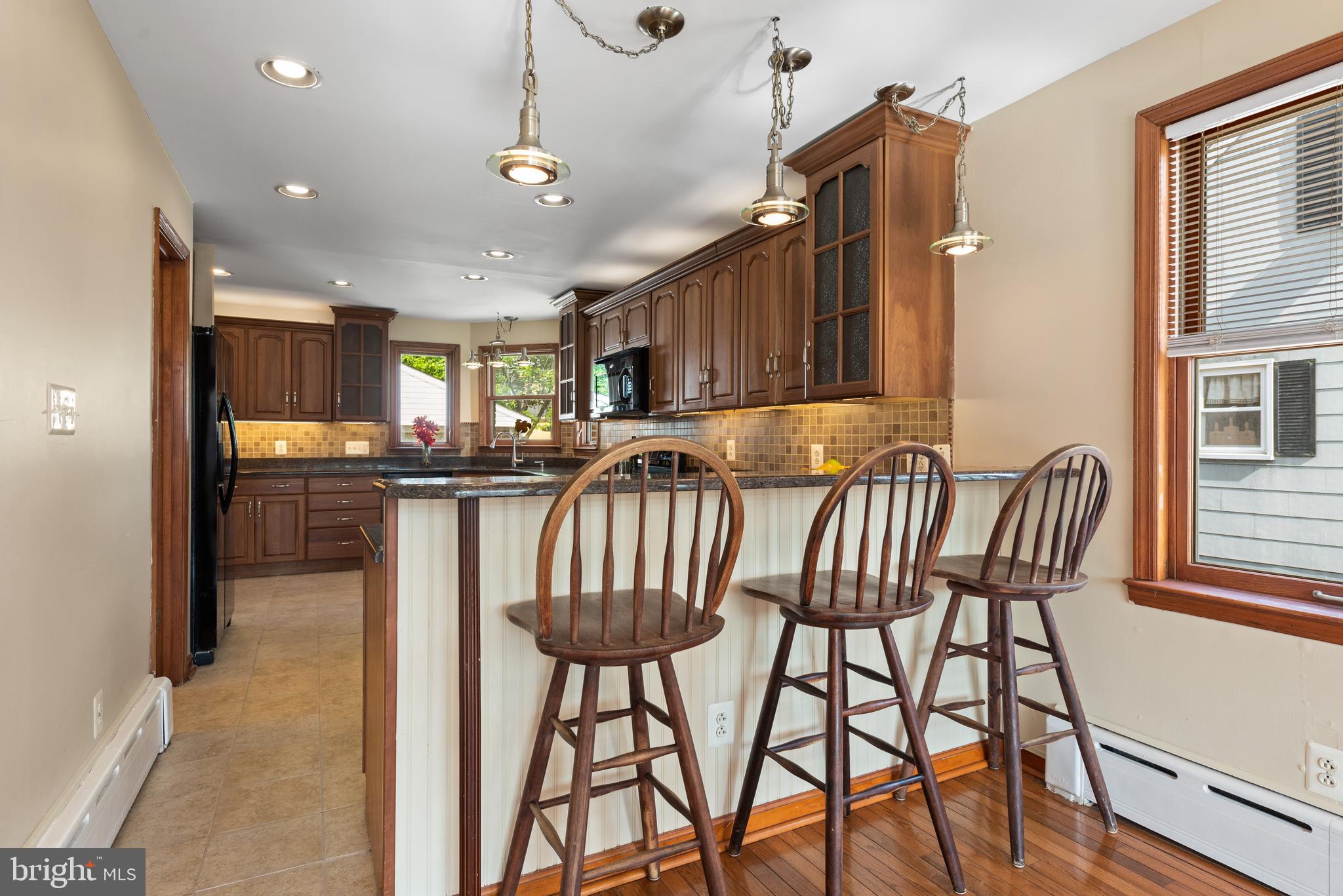 6312 South Orchard Road Linthicum Heights, MD 21090 - Photo 8 of 39 Breakfast bar