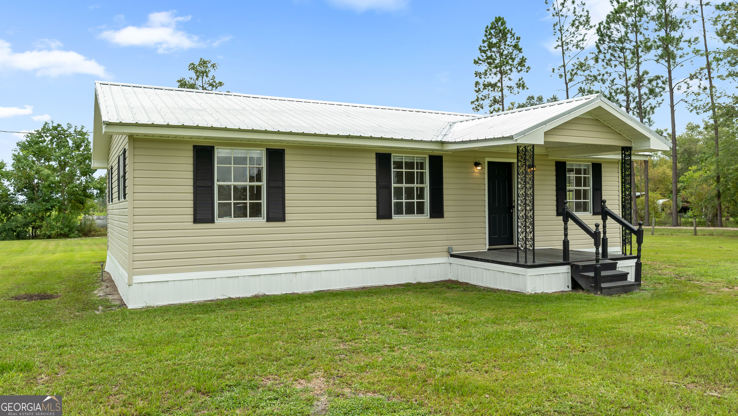 291 Cuttings Loop Road Homerville, GA 31634 - Photo 2 of 31 Gallery Image 2
