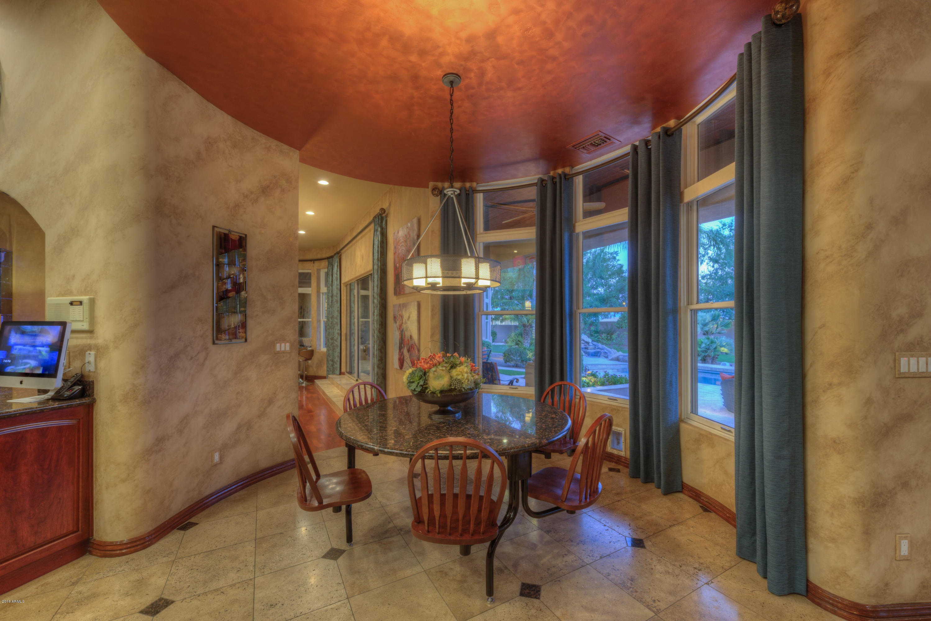 2885 East Robin Court Gilbert, AZ 85296 - Photo 18 of 61 017_Breakfast Area