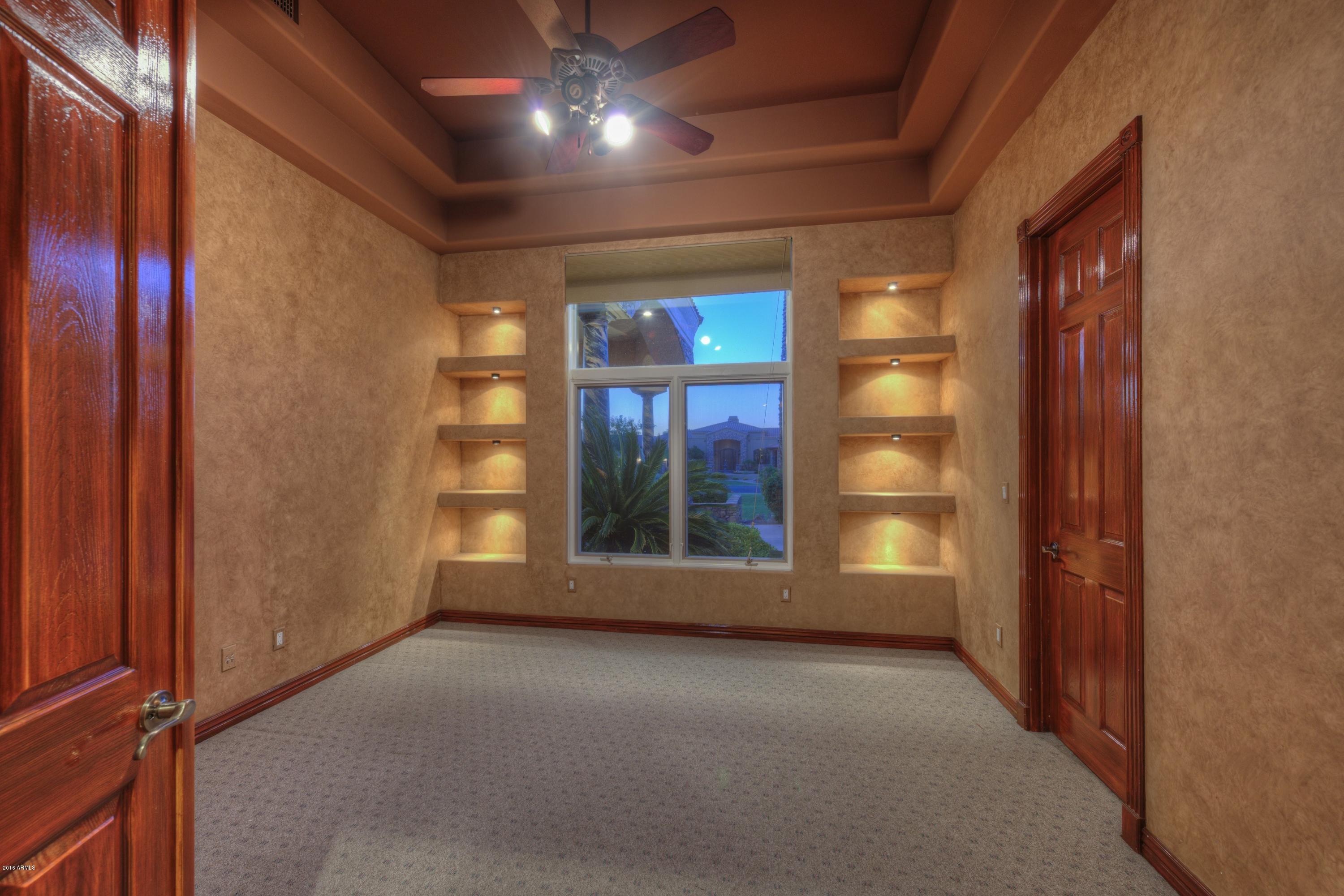 2885 East Robin Court Gilbert, AZ 85296 - Photo 24 of 61 036_Office