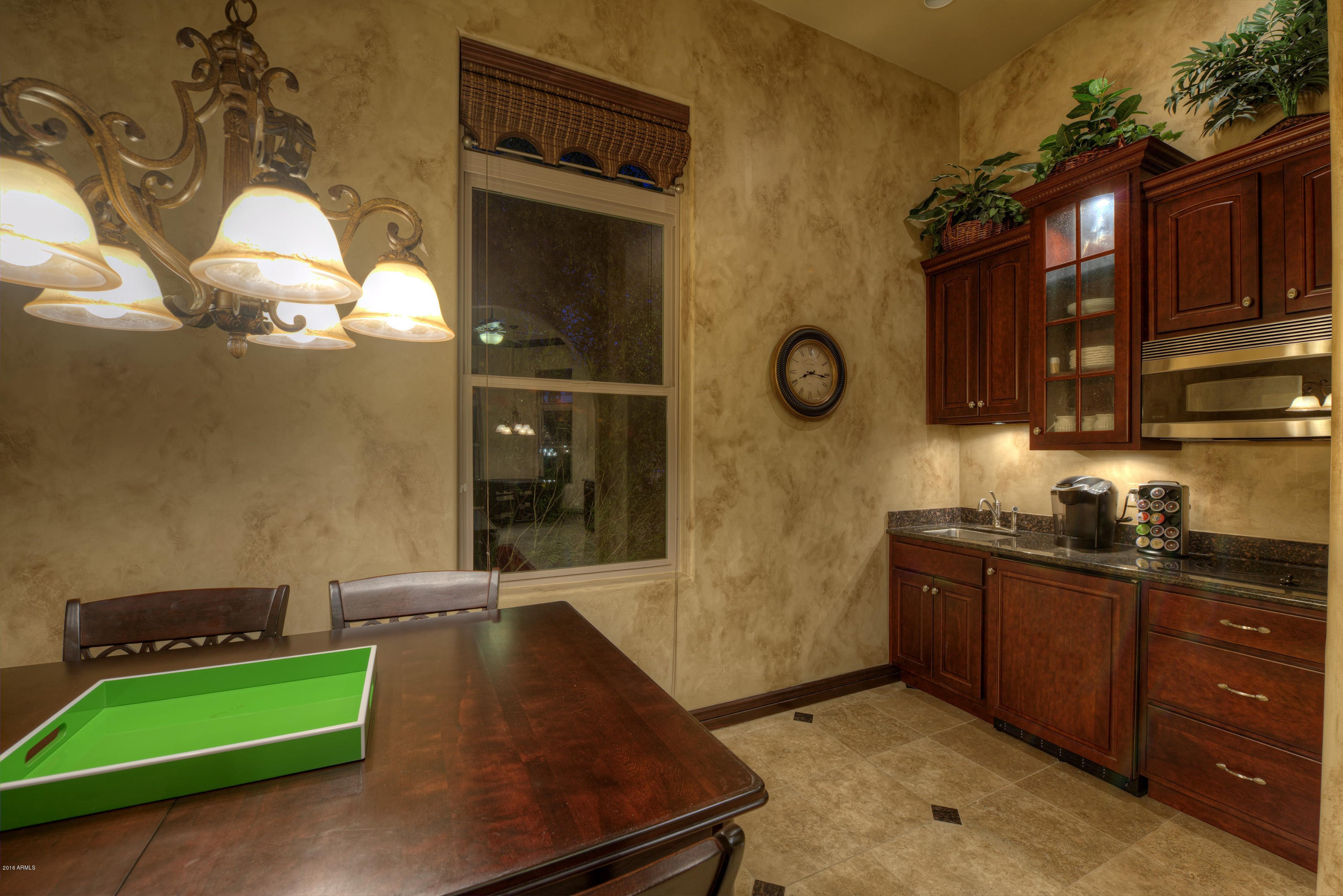 2885 East Robin Court Gilbert, AZ 85296 - Photo 43 of 61 039_Casita Kitchentte