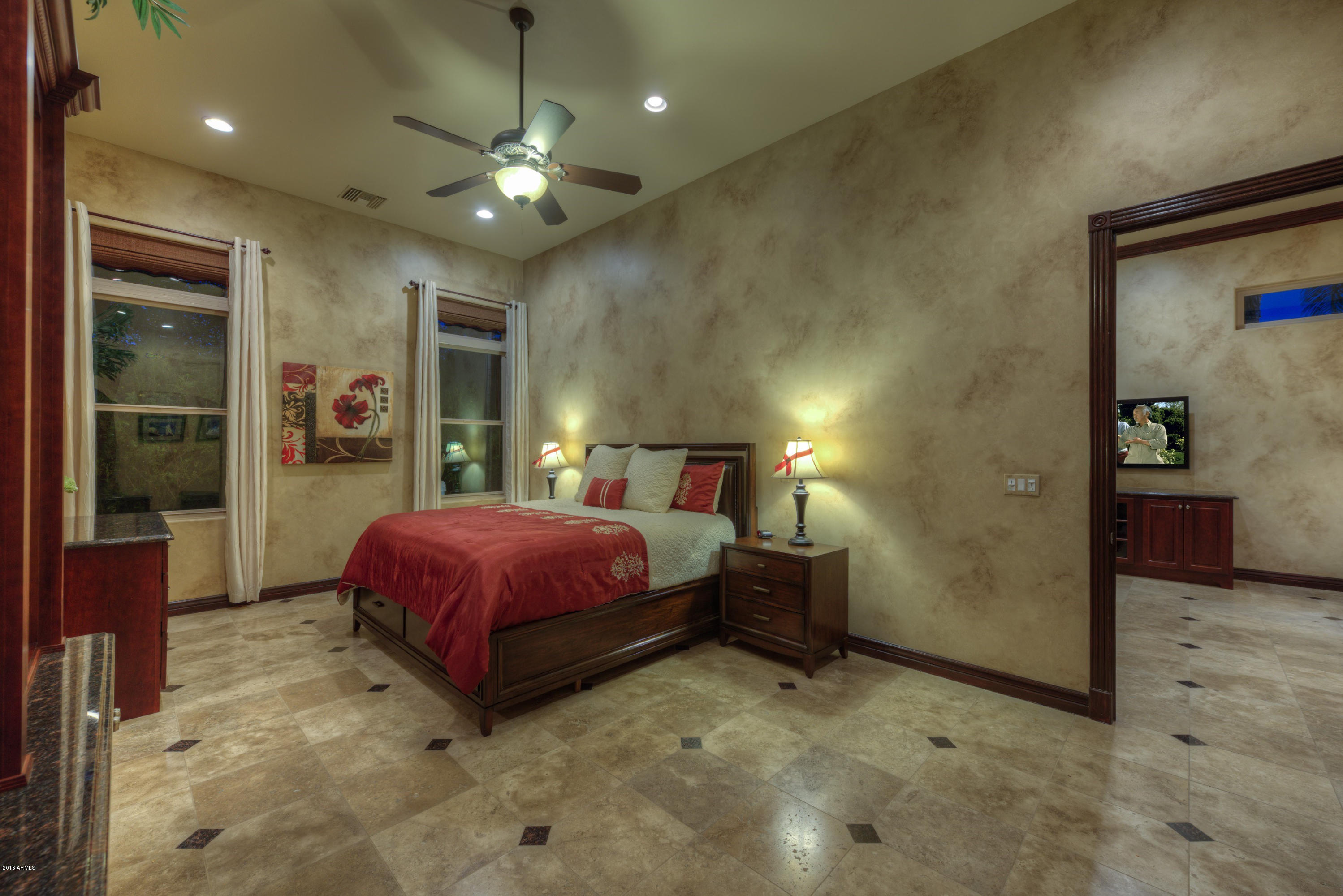 2885 East Robin Court Gilbert, AZ 85296 - Photo 45 of 61 041_Casita Bedroom