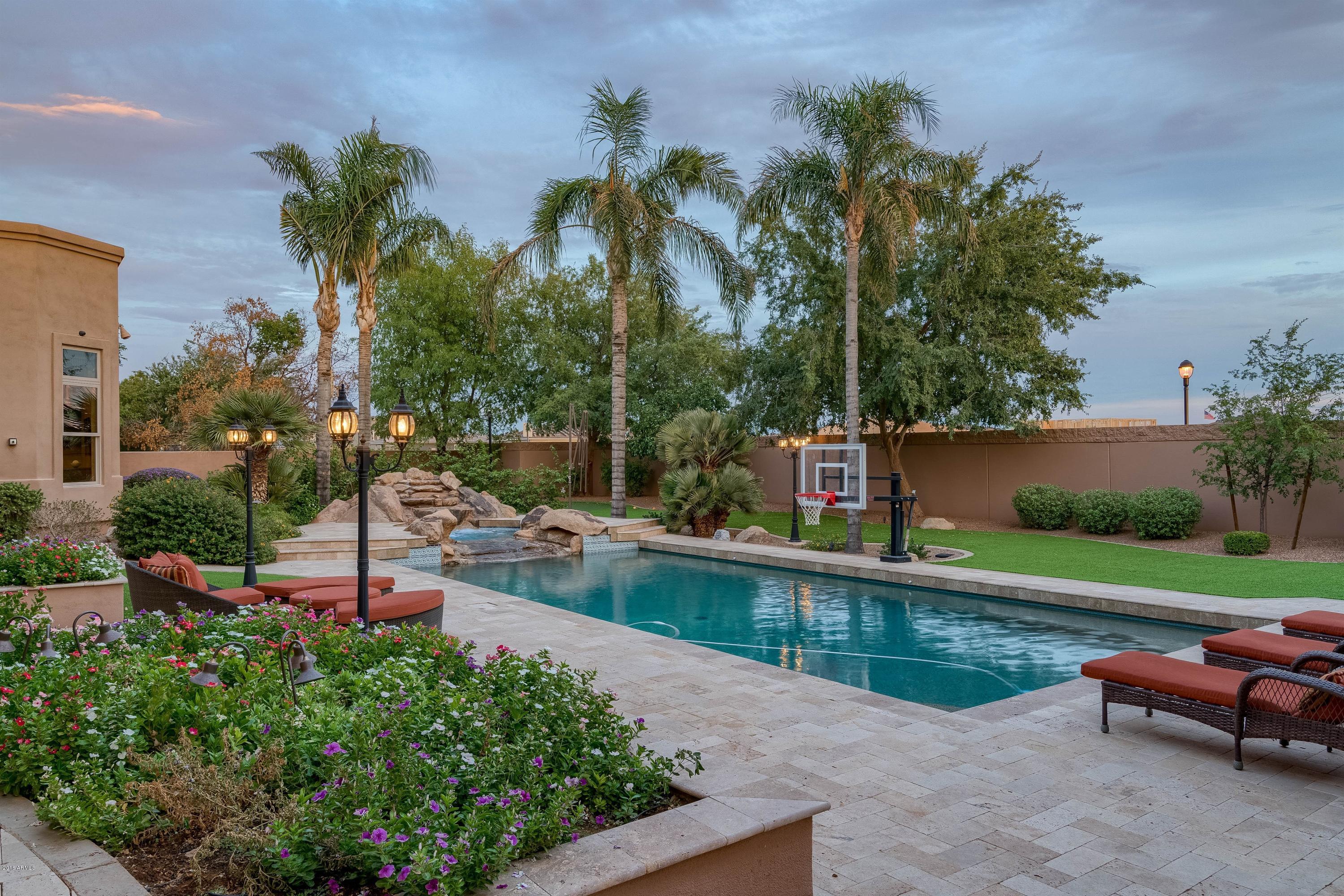 2885 East Robin Court Gilbert, AZ 85296 - Photo 55 of 61 023_Patio