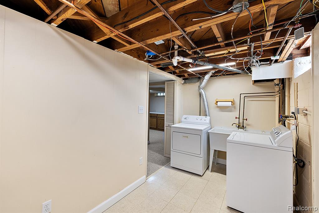 2546 Dorchester Road Birmingham, MI 48009 - Photo 41 of 52 Gallery Image 41