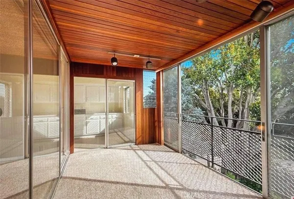 $749,000 | 289 South Barrington Avenue, Unit A311, Los Angeles, CA 90049