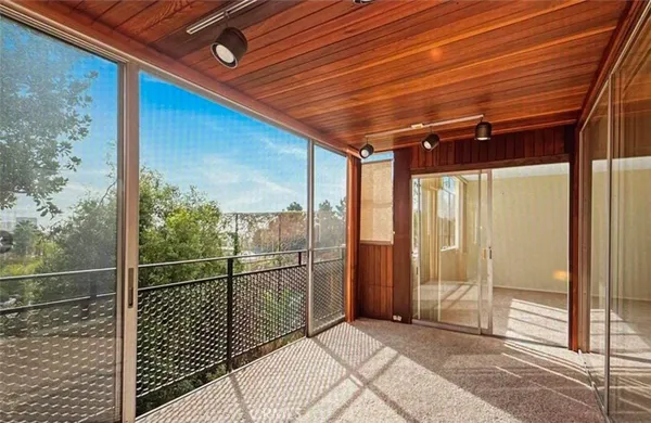 $749,000 | 289 South Barrington Avenue, Unit A311, Los Angeles, CA 90049