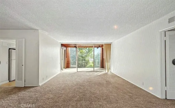 $749,000 | 289 South Barrington Avenue, Unit A311, Los Angeles, CA 90049