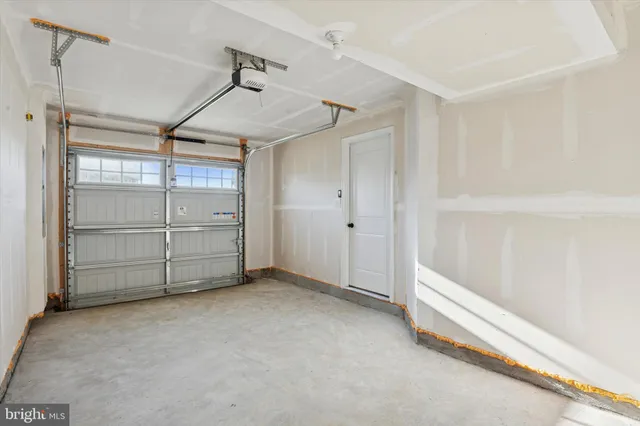 $2,600 | 15 Rose Gln Court, Coatesville, PA 19320