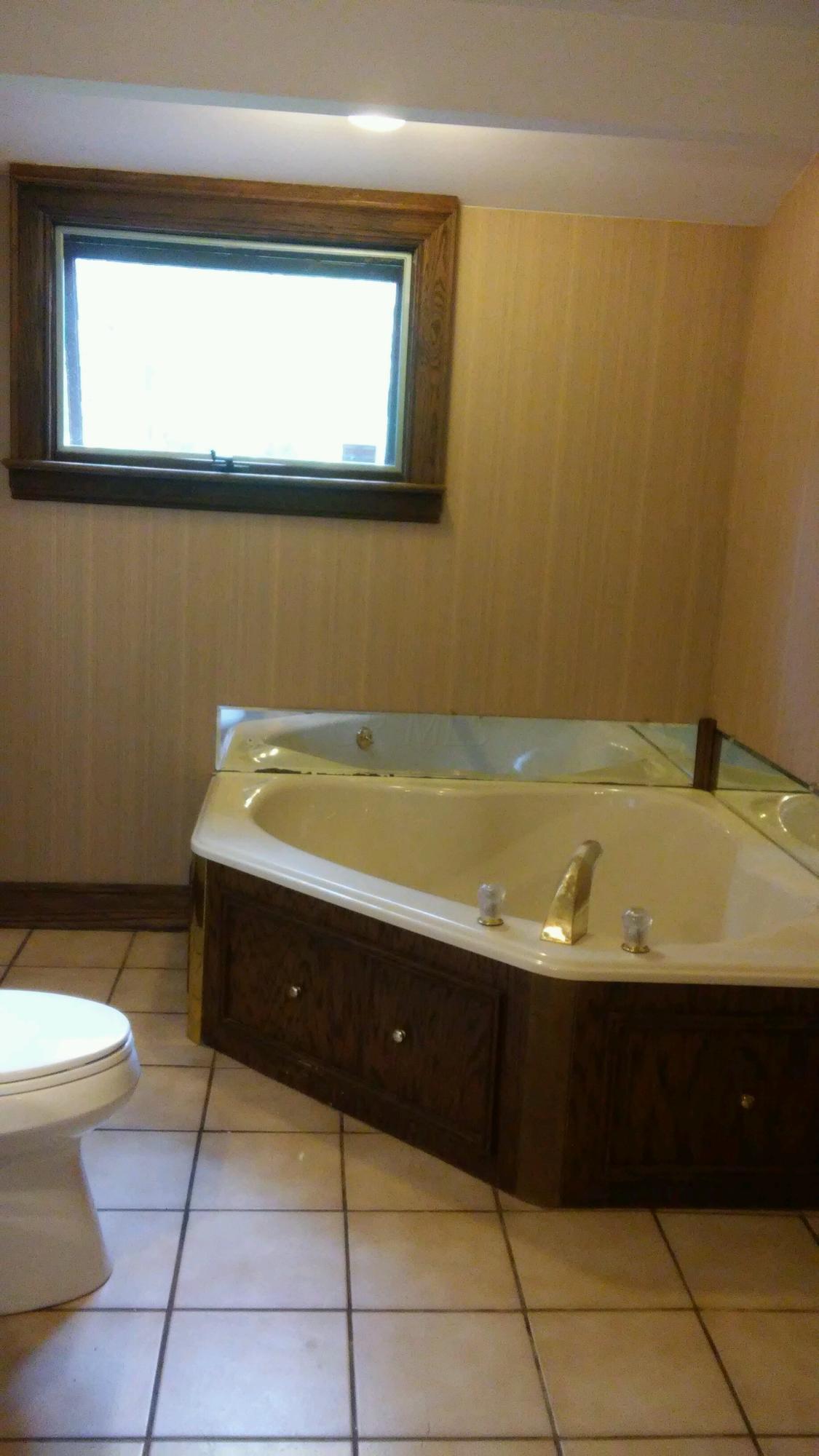 4366 Dublin Road Columbus, OH 43221 - Photo 20 of 33 Gallery Image 20