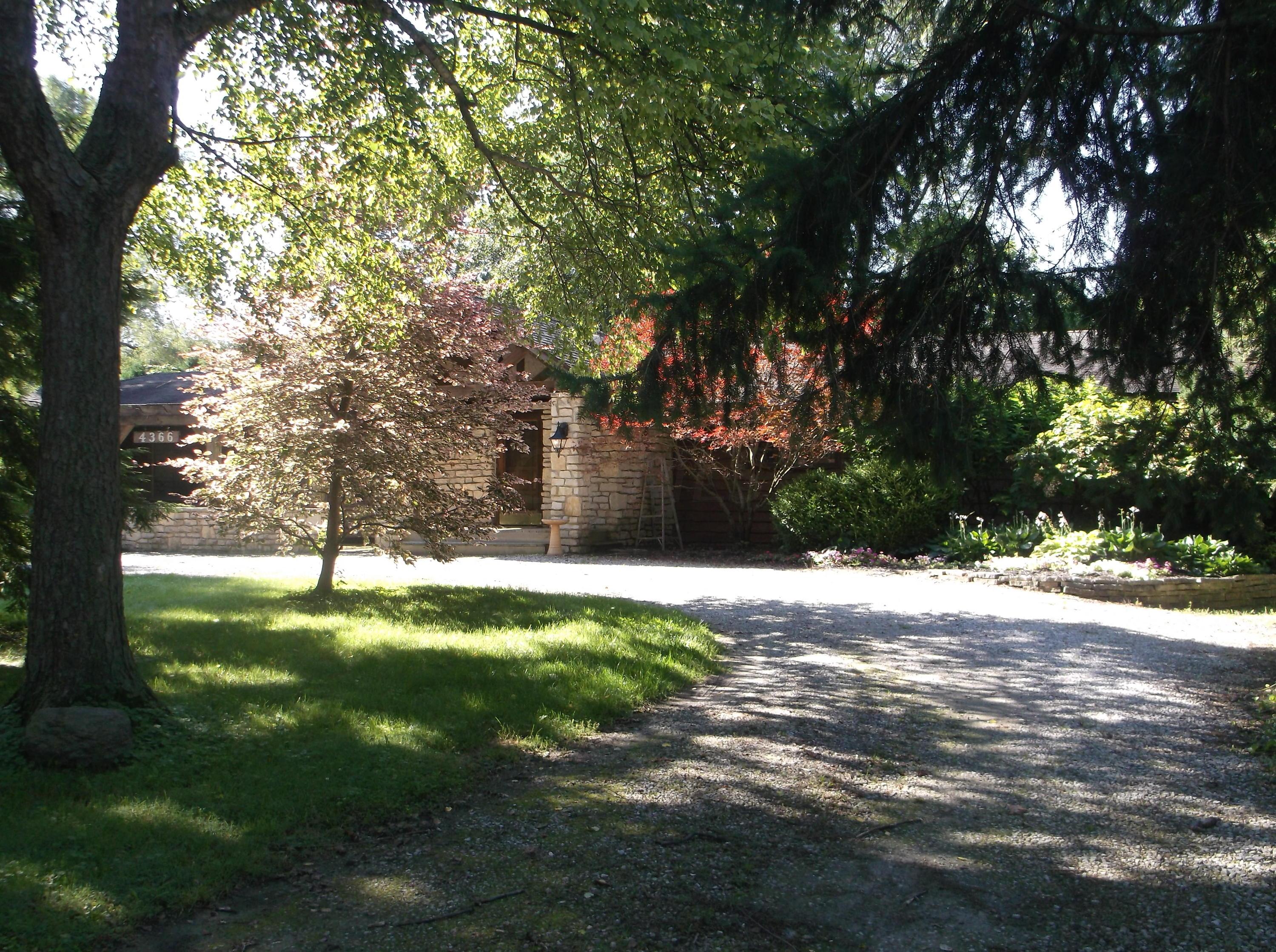 4366 Dublin Road Columbus, OH 43221 - Photo 2 of 33 Gallery Image 2