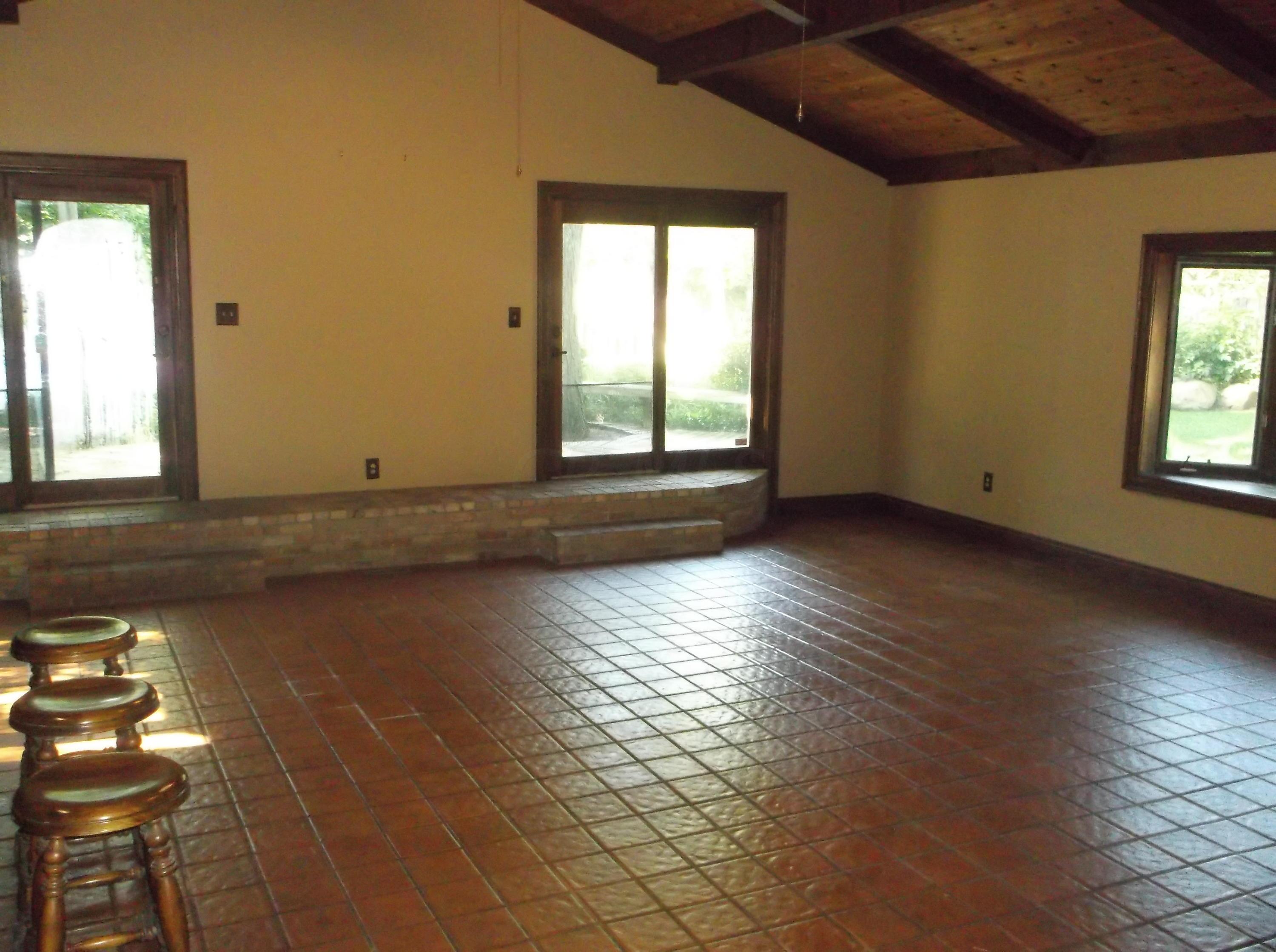 4366 Dublin Road Columbus, OH 43221 - Photo 6 of 33 Gallery Image 6