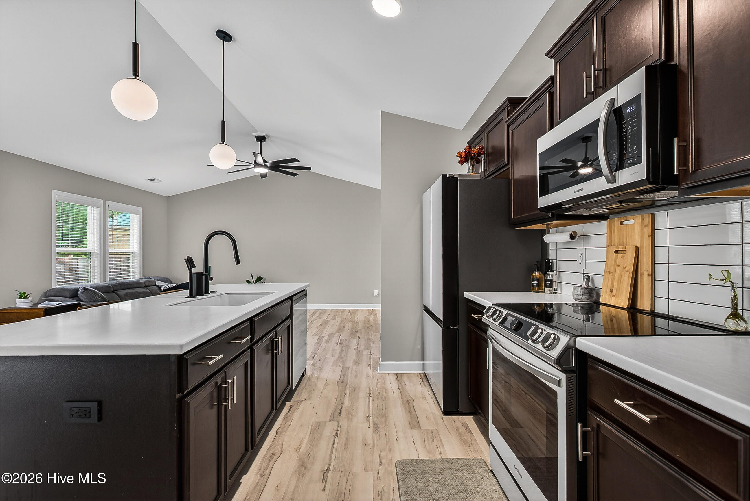 132 Balsam Road Jacksonville, NC 28546 - Photo 13 of 34