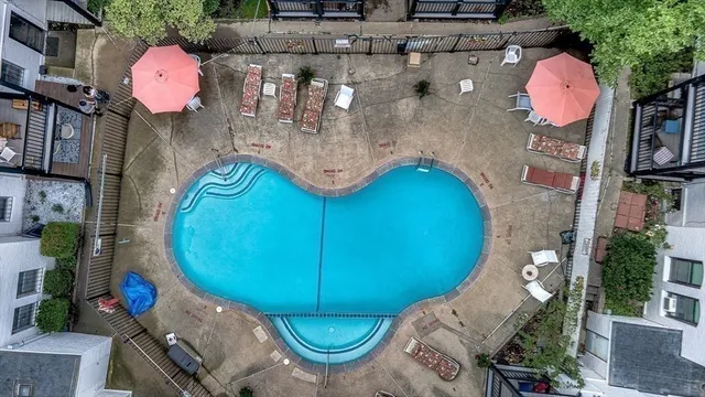 $469,000 | 1480 Commonwealth Avenue, Unit 10, Boston, MA 02135