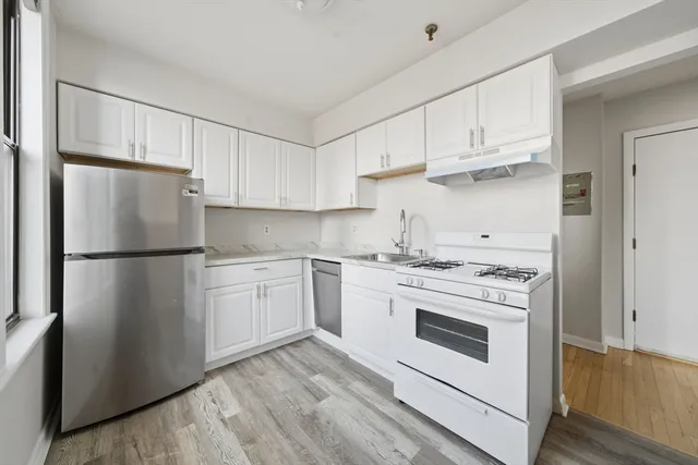 $469,000 | 1480 Commonwealth Avenue, Unit 10, Boston, MA 02135