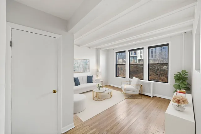 $469,000 | 1480 Commonwealth Avenue, Unit 10, Boston, MA 02135