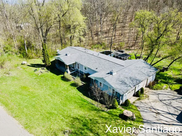 $215,000 | 2348 Segwun Avenue Southeast, Lowell, MI 49331