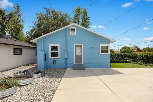 $698,000 | 1811 Bonita Avenue, La Verne, CA 91750