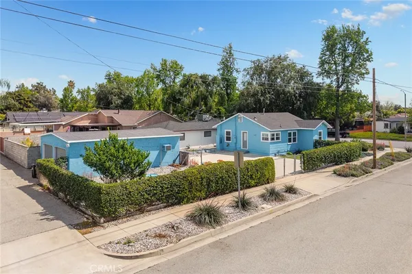 $698,000 | 1811 Bonita Avenue, La Verne, CA 91750