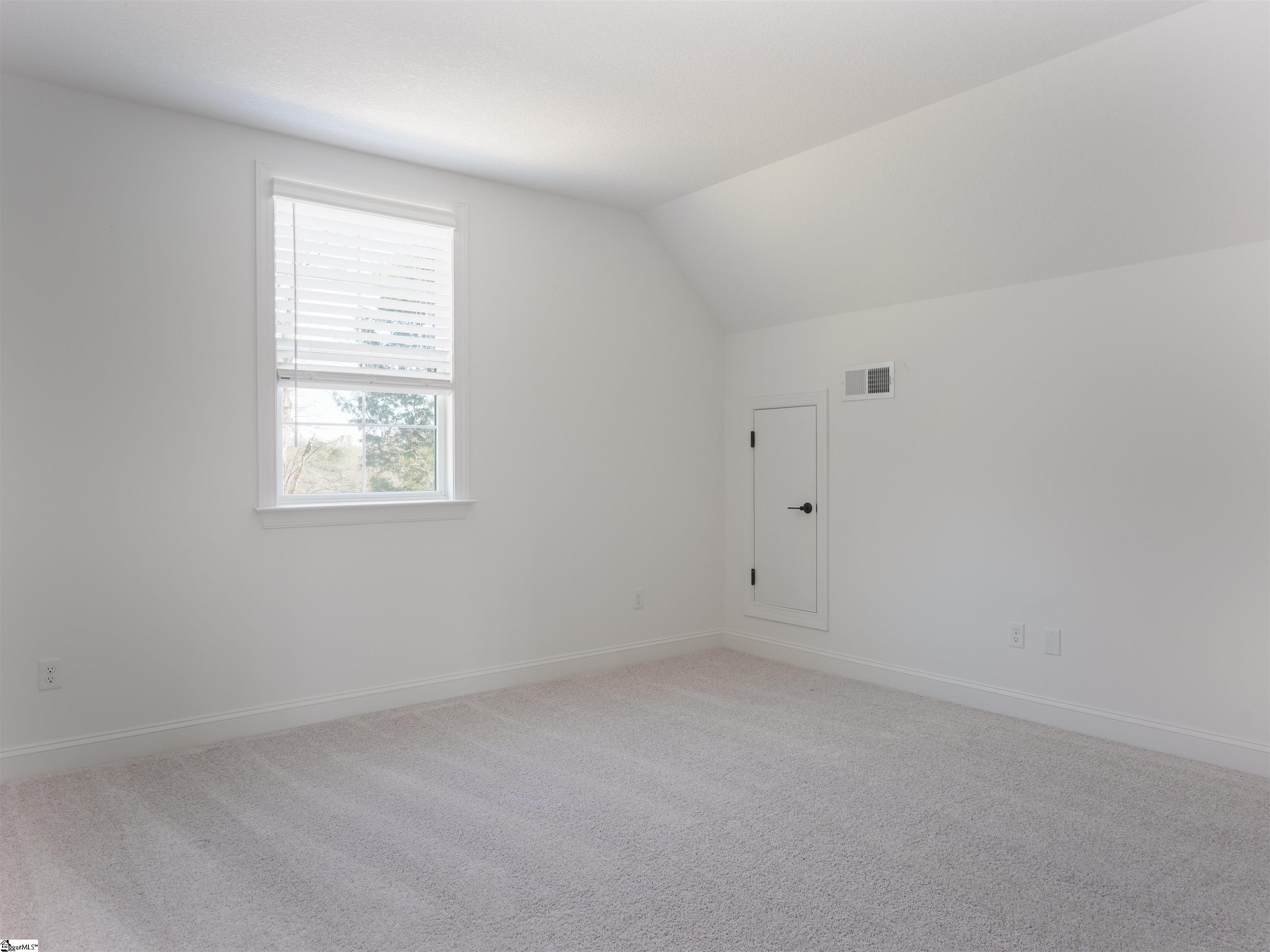 134 Winding Rock Road Simpsonville, SC 29680 - Photo 16 of 32 Gallery Image 16