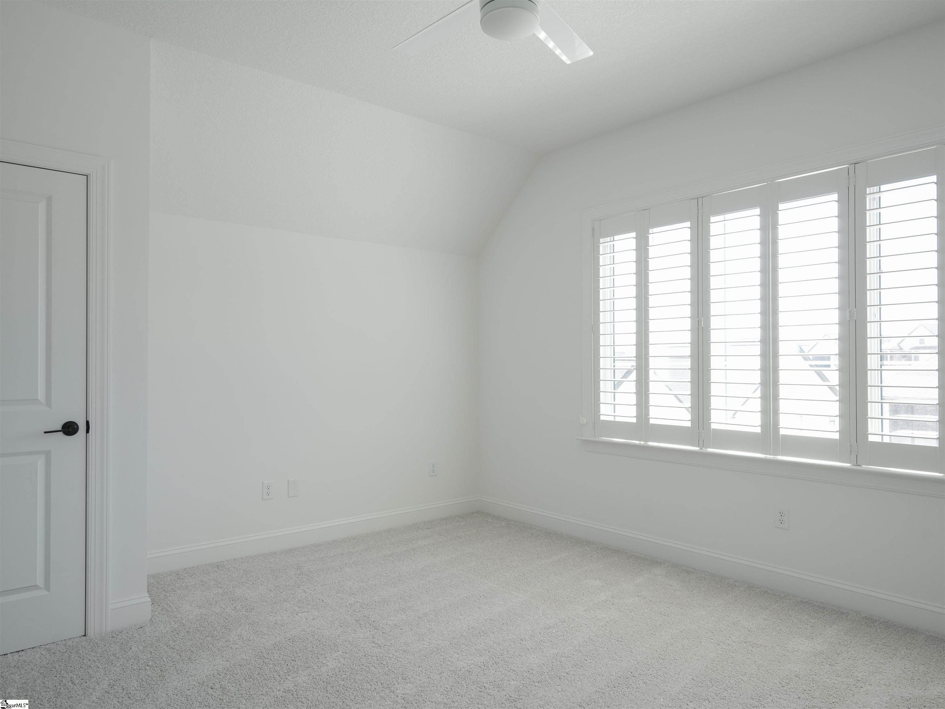134 Winding Rock Road Simpsonville, SC 29680 - Photo 10 of 32 Gallery Image 10