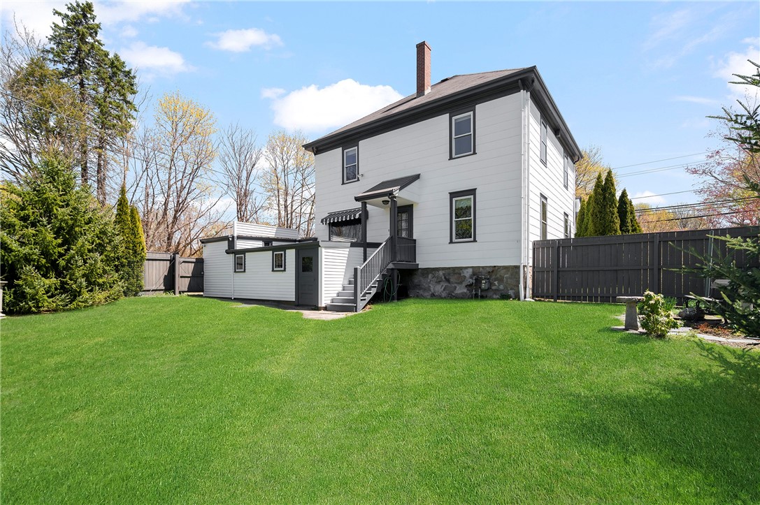 1119 Main Road Tiverton, RI 02878 - Photo 8 of 42