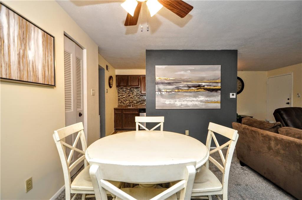 2457 Brook Ledge Road, Unit 33A Bridgeville, PA 15017 - Photo 6 of 25
