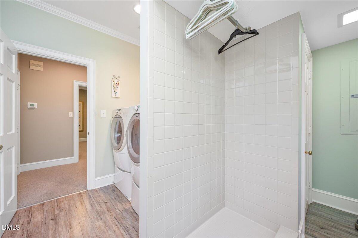 512 Hertford Street Raleigh, NC 27609 - Photo 25 of 39 a bathroom with a shower