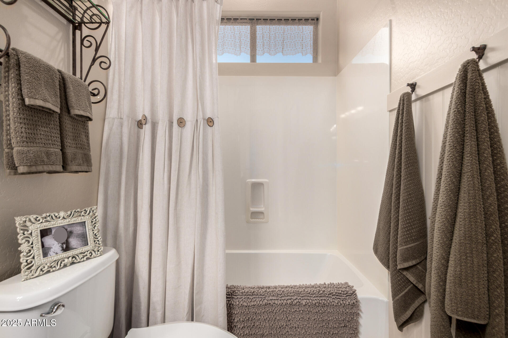 17869 West Verdin Road Goodyear, AZ 85338 - Photo 27 of 87 Main Bathroom